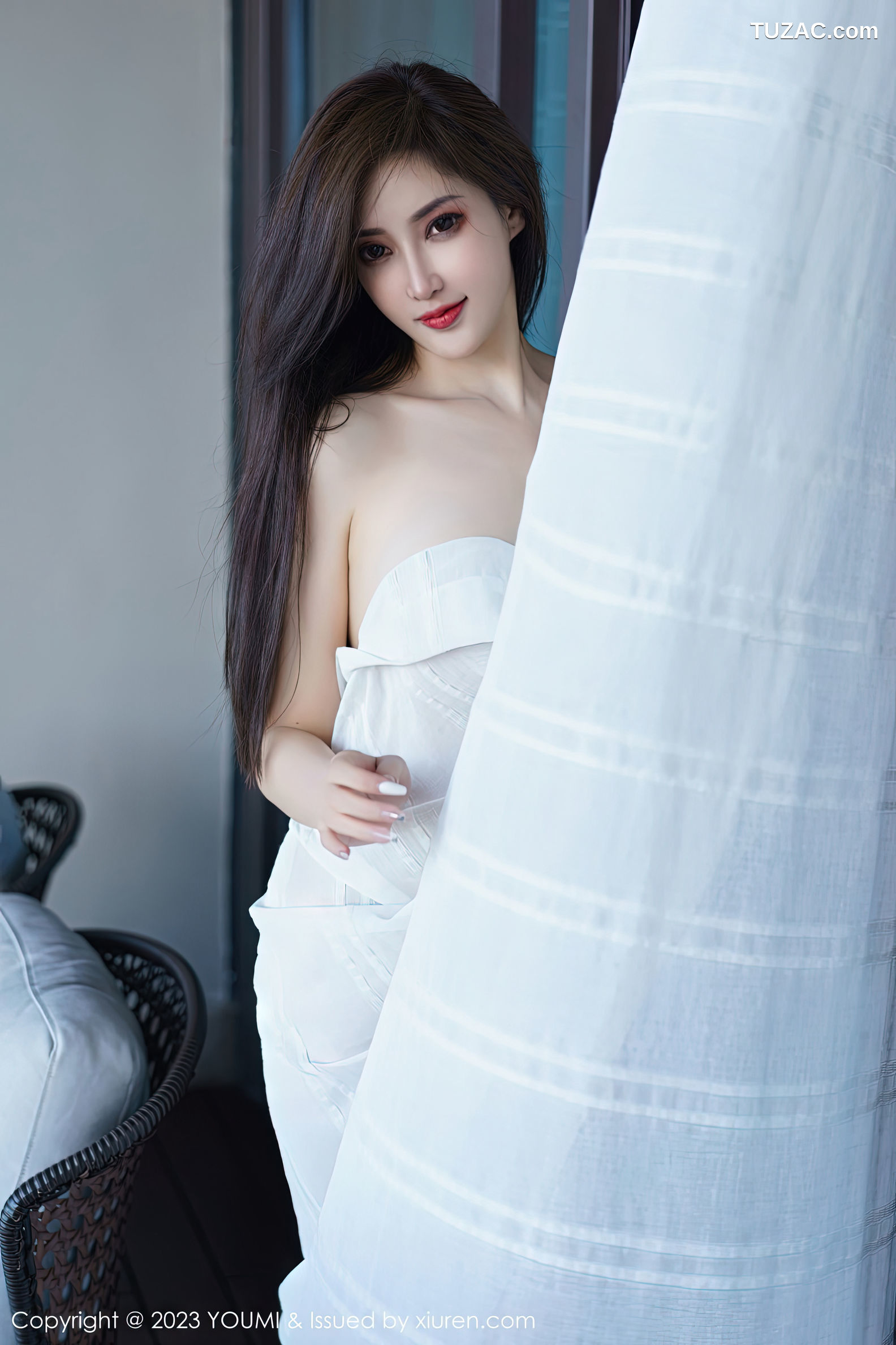 YouMi尤蜜荟-890-周妍希-白色上衣黑短裙性感内衣黑丝-2023.01.13