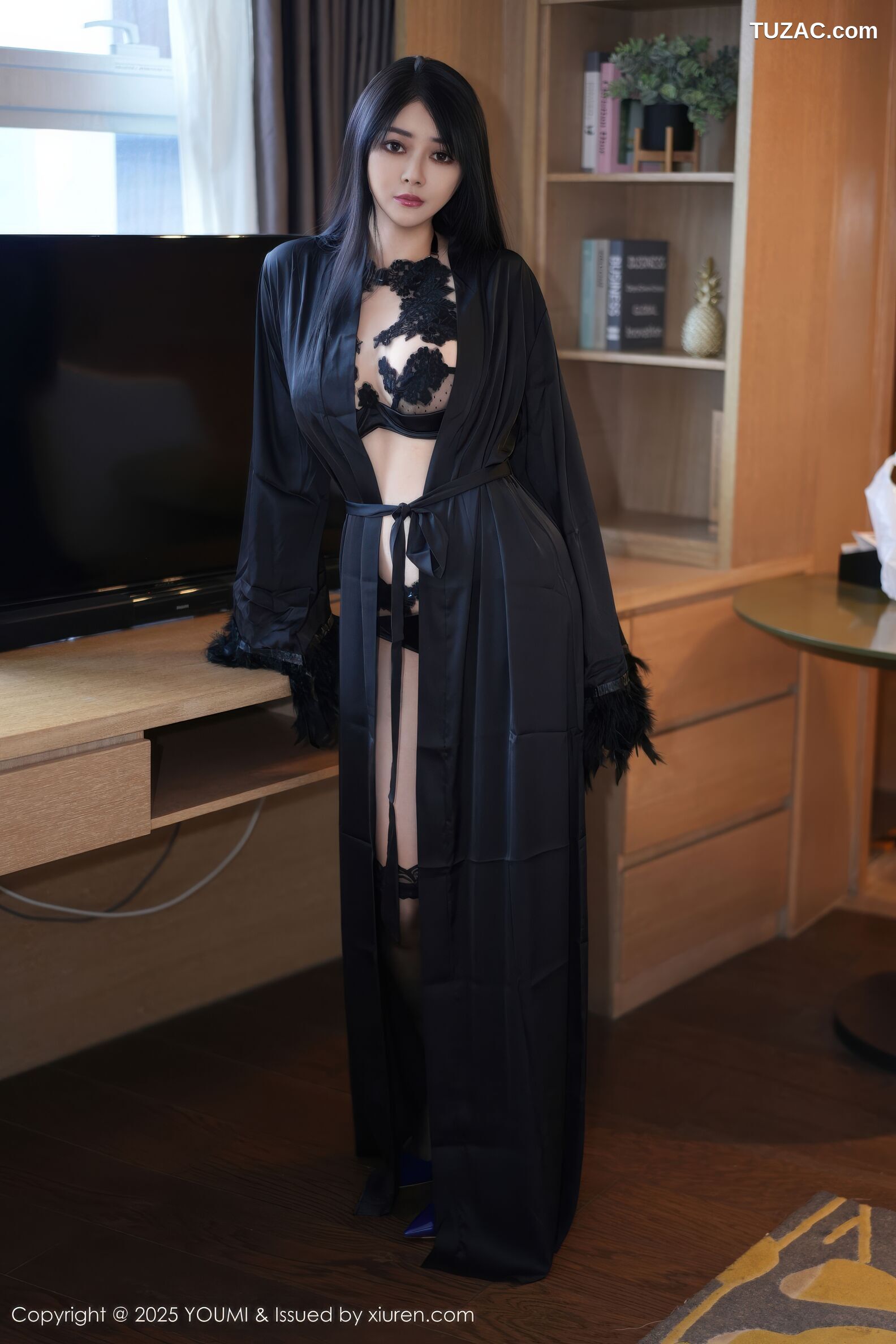 YouMi尤蜜荟-1182-凯竹Quinn-黑色浴袍黑色情趣内衣爆乳黑丝-2025.11.19