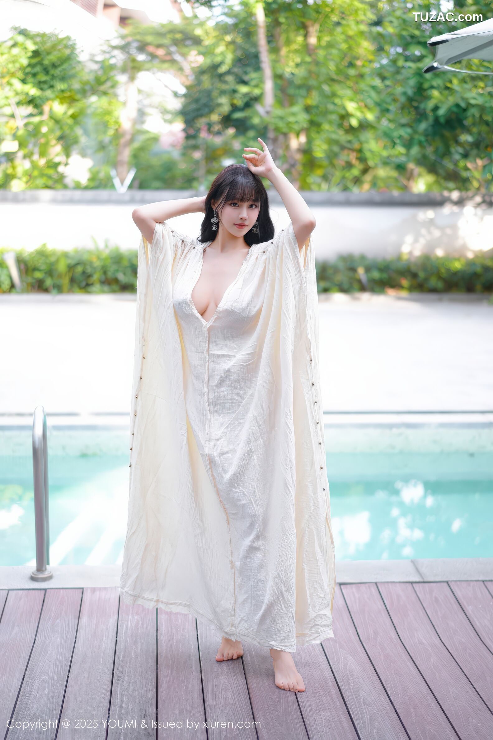 YouMi尤蜜荟-1185-朱可儿-浴池场景-童颜巨乳浅色浴袍-2025.11.28