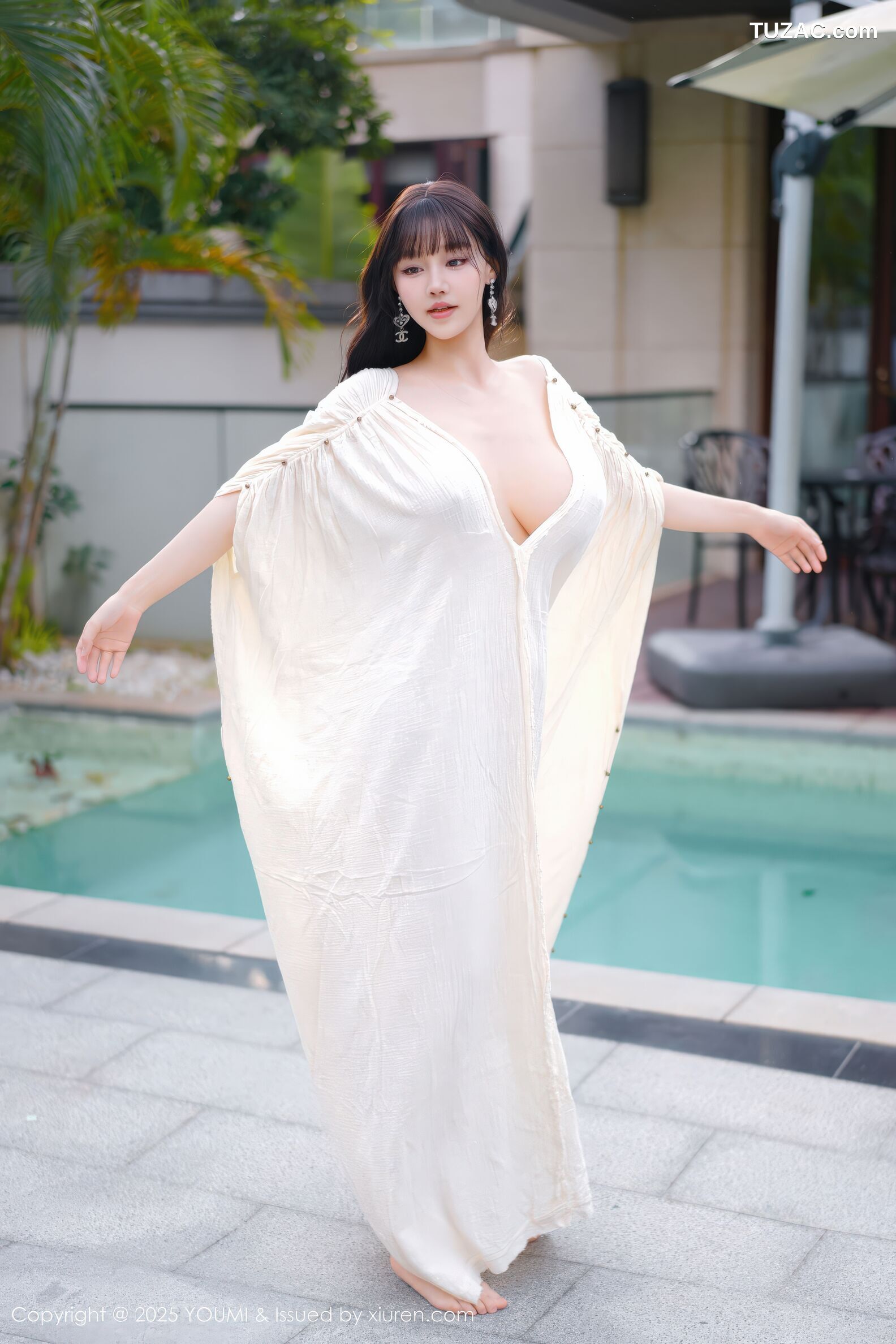 YouMi尤蜜荟-1185-朱可儿-浴池场景-童颜巨乳浅色浴袍-2025.11.28