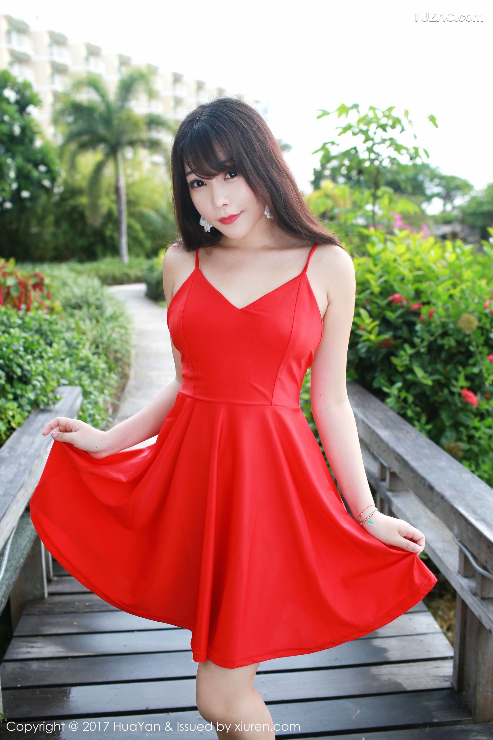 HuaYan花の颜-044-芝芝booty《海边-小清新连衣红裙》