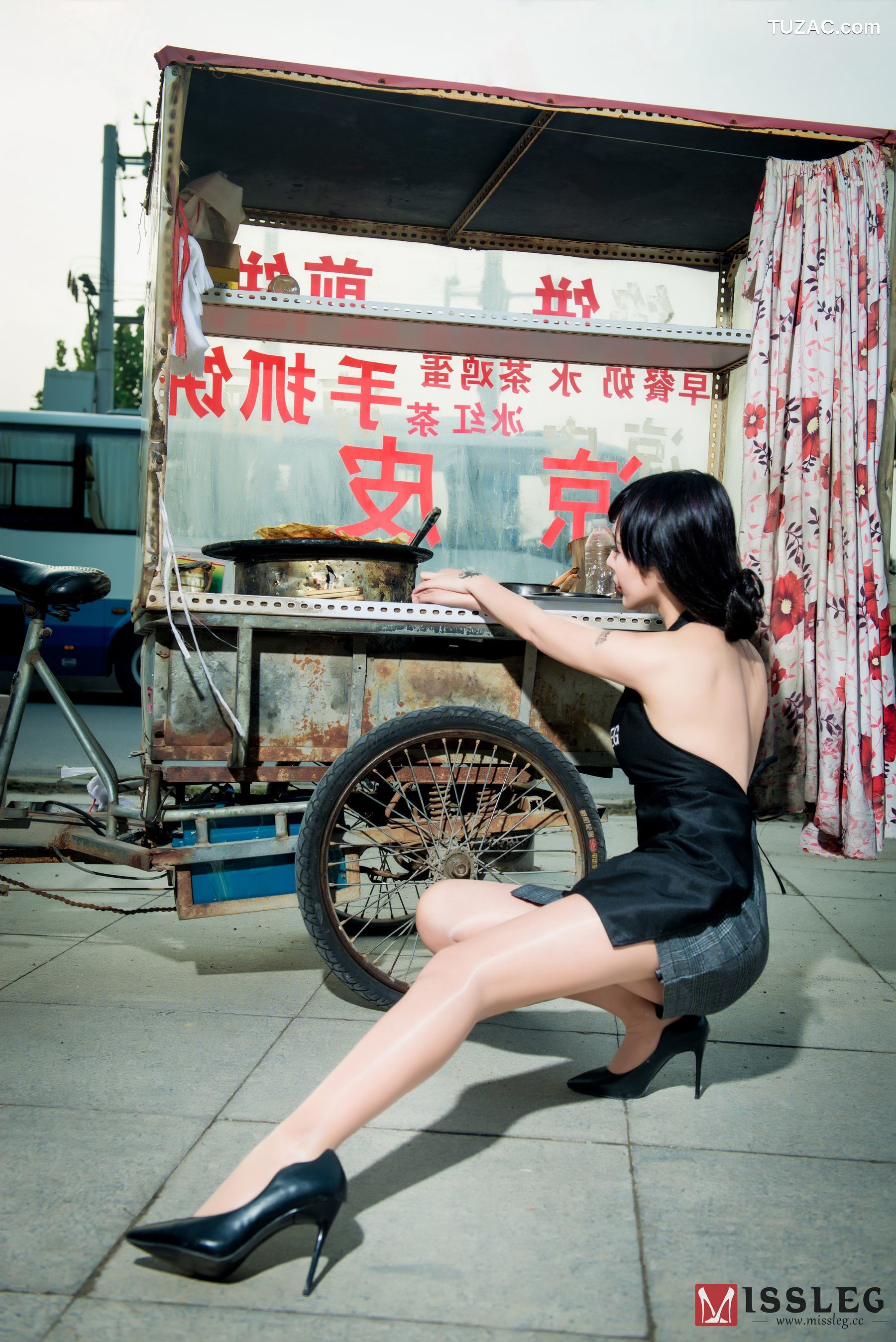 MissLeg蜜丝-V025-可可《出摊》
