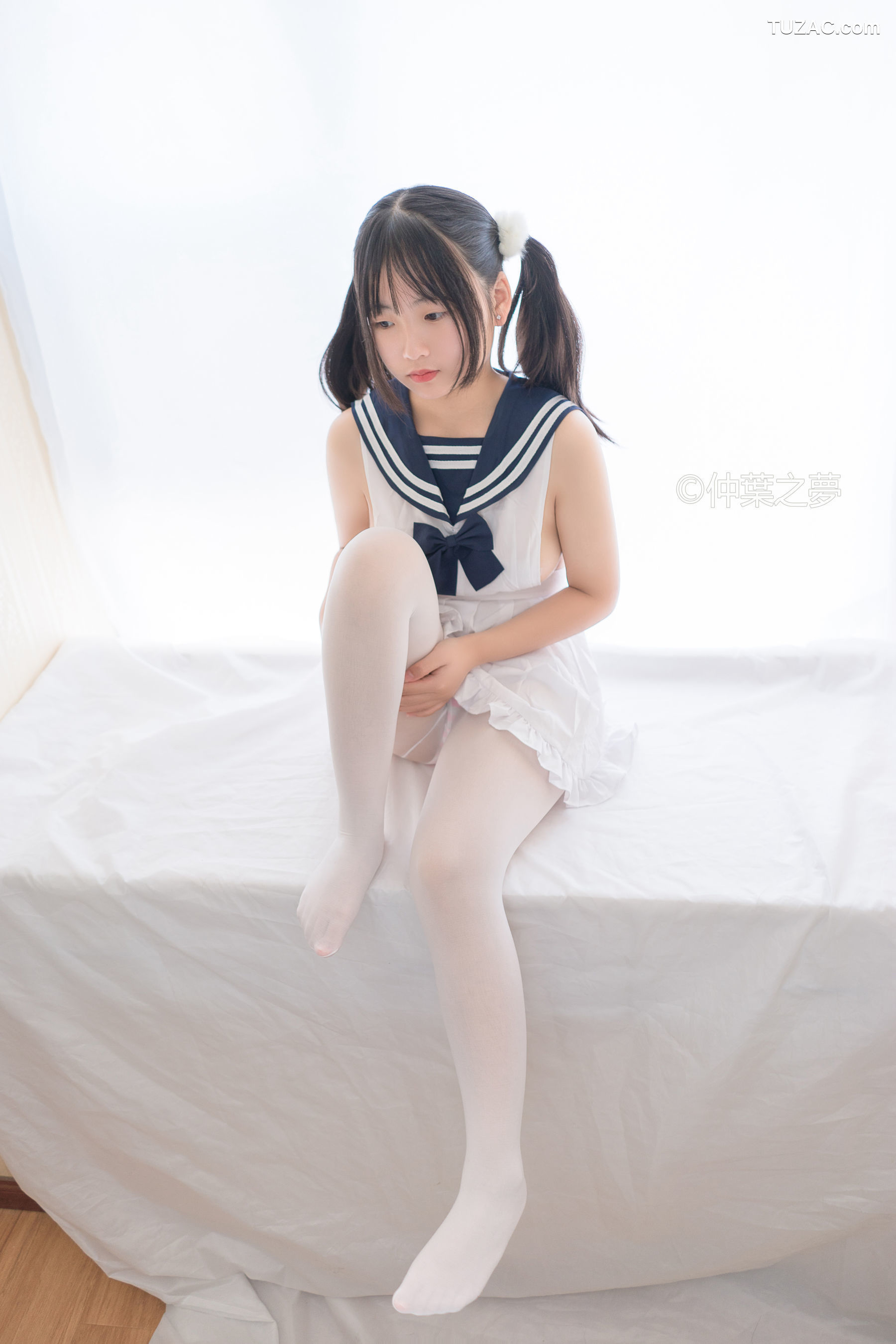 轻兰映画-Grand.002-美代Miyo《情趣水手服》